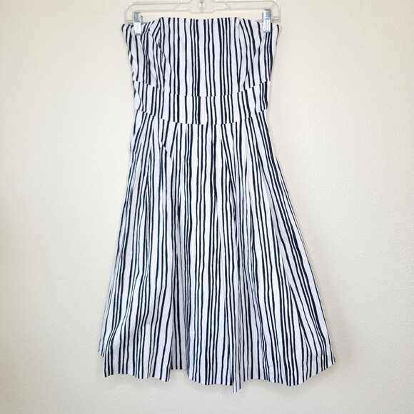 Club Monaco Striped Knee Length Dress Black White Women’s Size 0 Fit And Flare - Picture 1 of 16